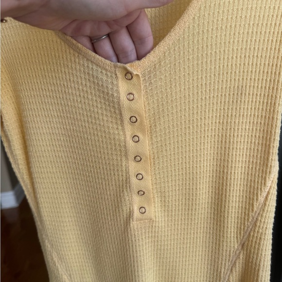 Free People "One of the Girls" Babydoll Tee Waffle Knit Butter Yellow Large - Picture 5 of 6